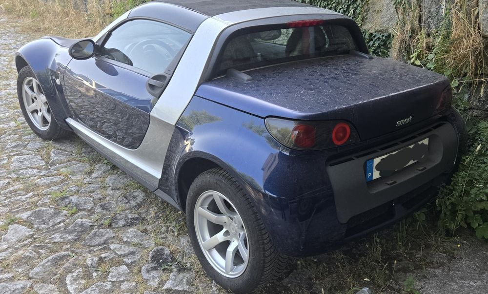 Smart roadster apenas à peça
