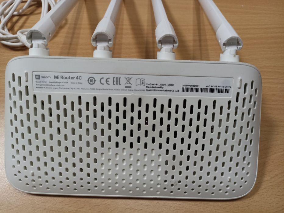 Продам роутер Хіаомі 4С Кинетик!
