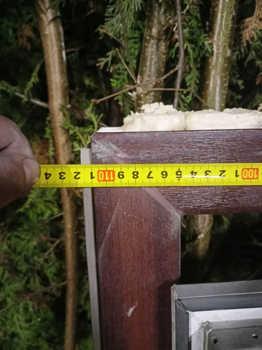 Plastikowe okno z rozbiórki