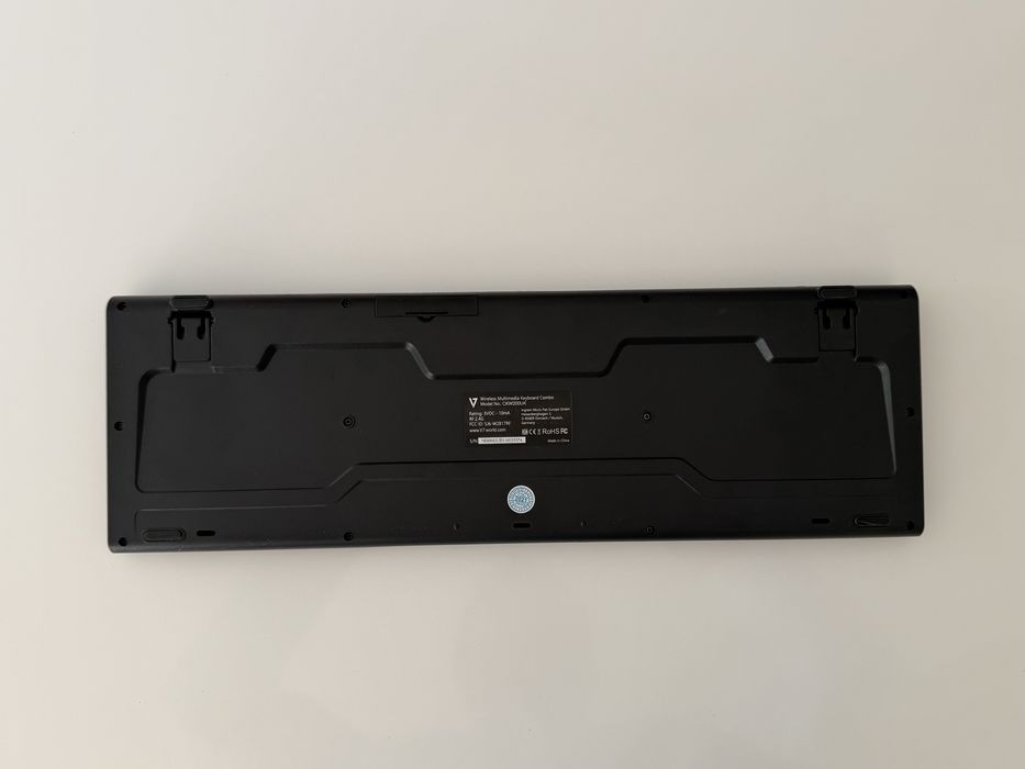 Teclado Wireless V7 – Layout Completo com Numpad