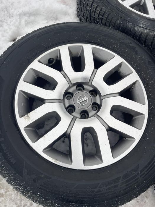 Диски R18 6*114.3 Nissan +шини 255/60