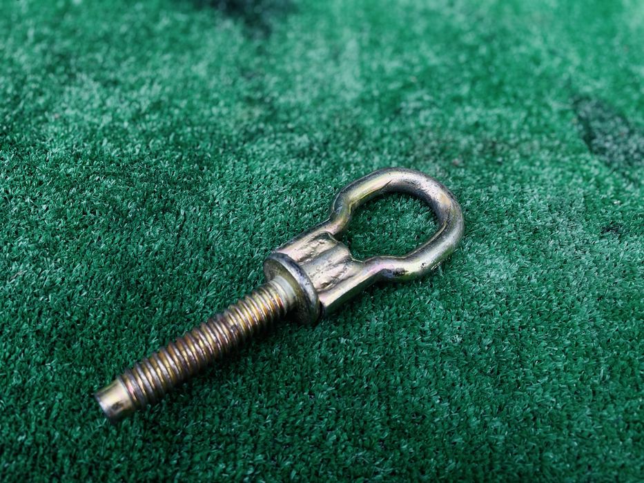 Буксировочный Крюк Ford Focus 3 Гак Форд Фокус 3 Авторозборка