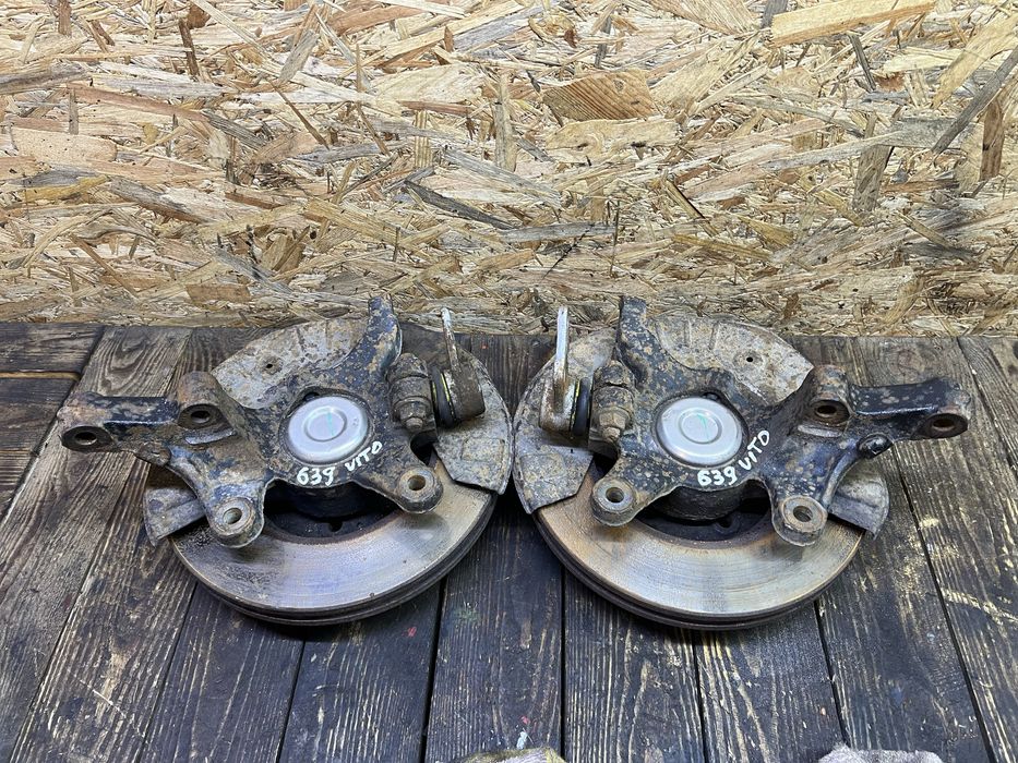 Цапфа ступиця диск Mercedes Vito 639 Viano