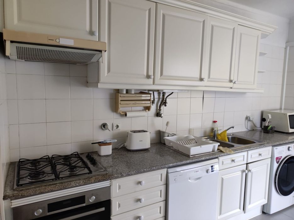 Cozinha em bom estado - Lisboa