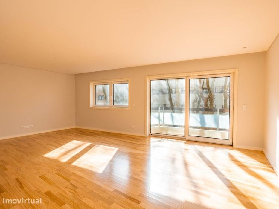 Apartamento T3 Remodelado na Foz