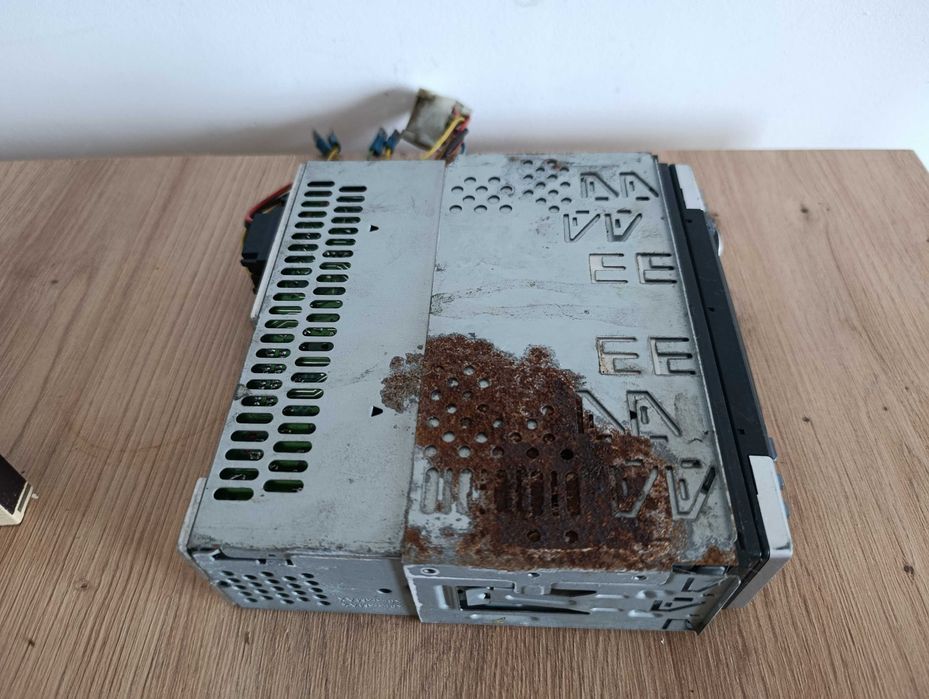 CLARION DB158R Radio Radioodtwarzacz z czasów PRL