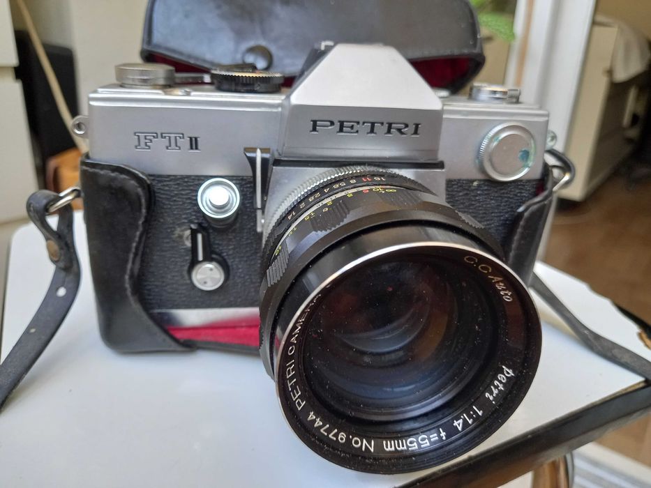 Máquina Fotográfica Analógica: PETRI FT II