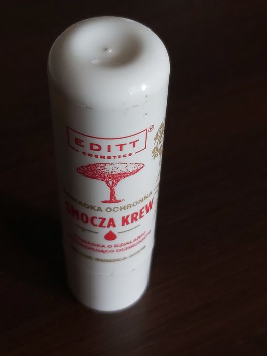 Pomadka Smocza Krew EDITT, nowa