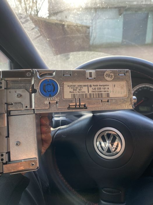 Магнітола Passat b5 golf 4