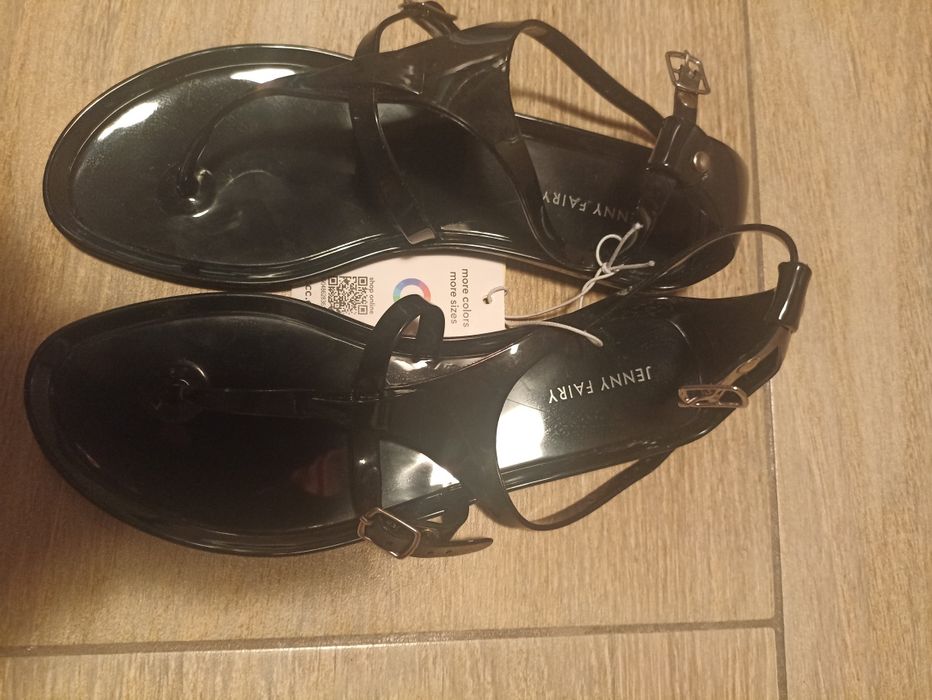 Nowe Sandałki japonki rozmiar 38