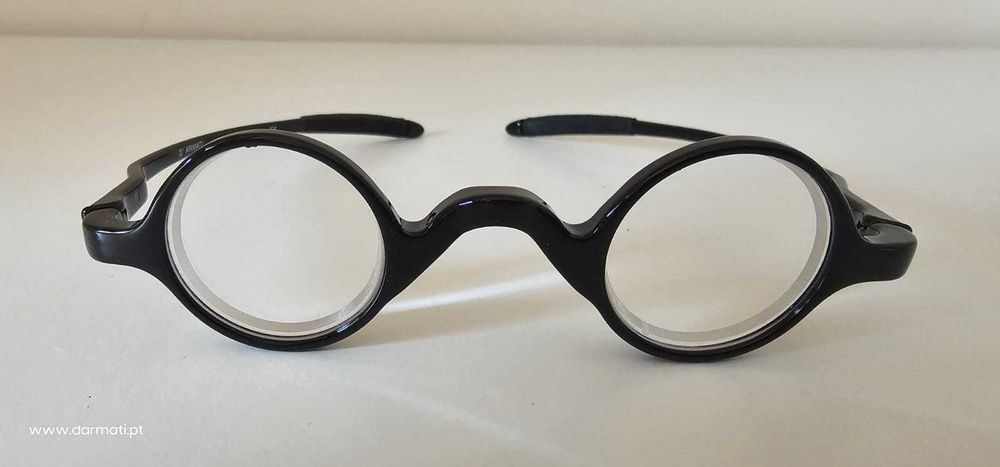 ÓCULOS DE LEITURA PRÉ-GRADUADOS