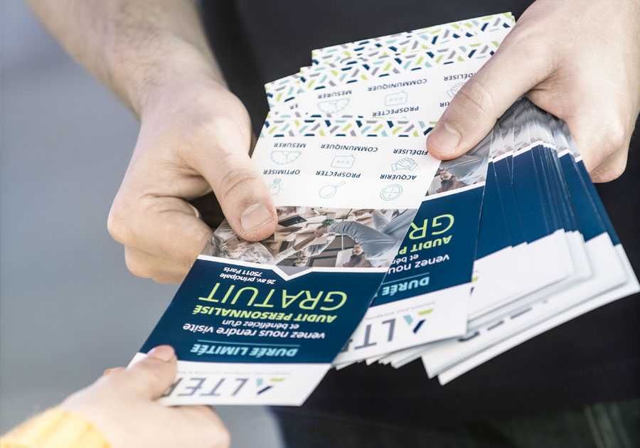 Cartões de visita impressos a cores, folhetos/flyer's alta qualidade.