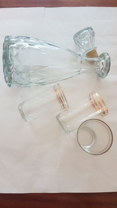 Набор: графин + 3 стаканчика