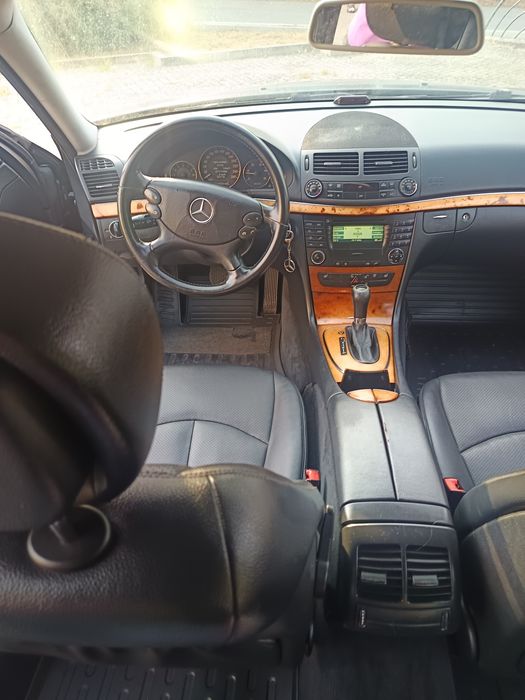 Mercedes e220 automática