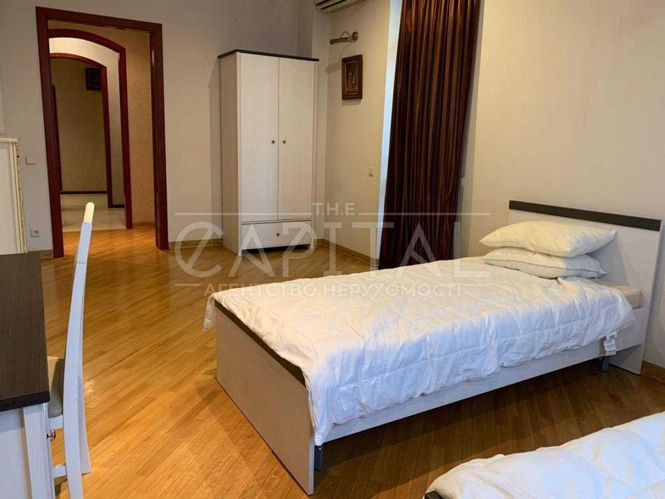 Оренда квартири Павлівська Центр є паркомісце СВІТЛО НЕ ВИМИКАЮТЬ