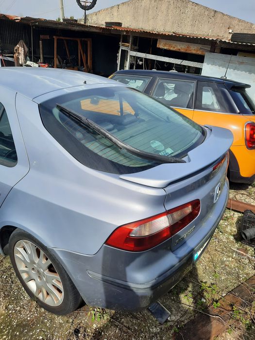 RENAULT Laguna II Hatchback (BG) 1.9 dCi Diesel 120 cv / 88 kW