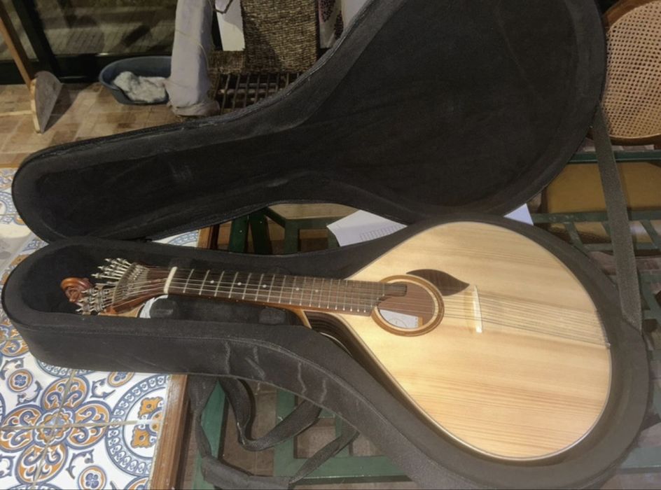 Guitarra Portuguesa