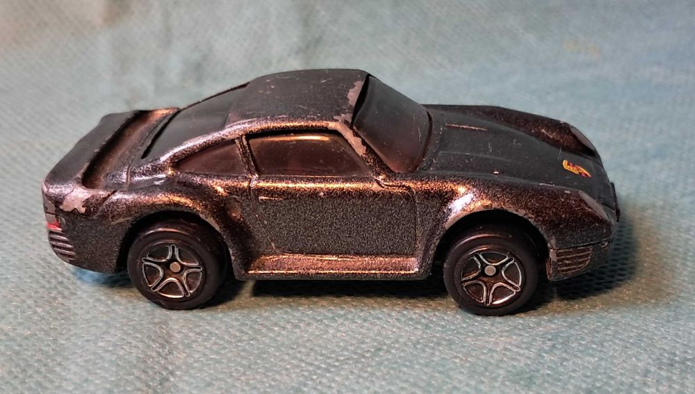 Autko, resorak Matchbox - Porsche 959 z 1999