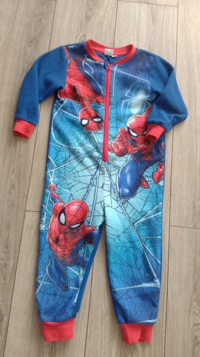 Pizamki dla chłopca jednoczęściowe roz 98-104