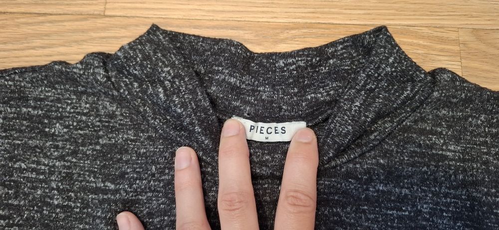 Ciemnoszary sweter z golfem półgolf M, długi rękaw
