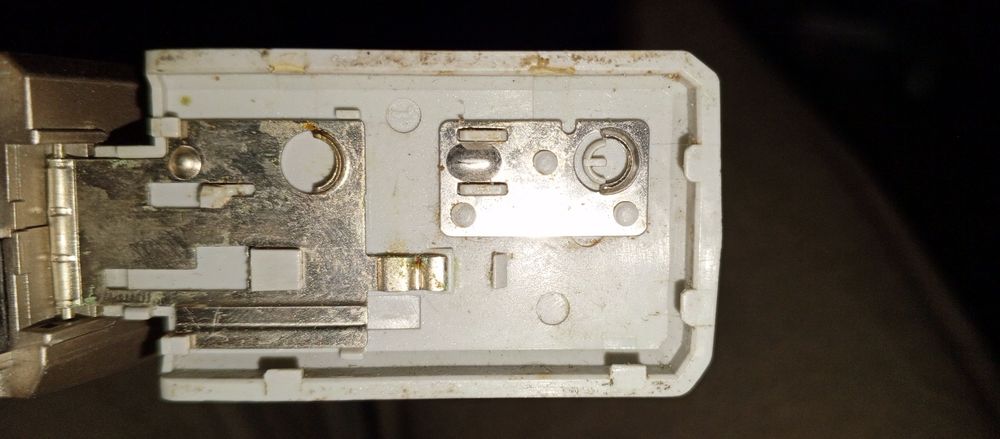 Aparat Finepix A210 i złom fotograficzny