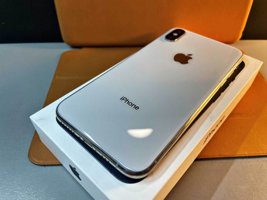 iPhone XS 256GB w bardzo ładnym stanie