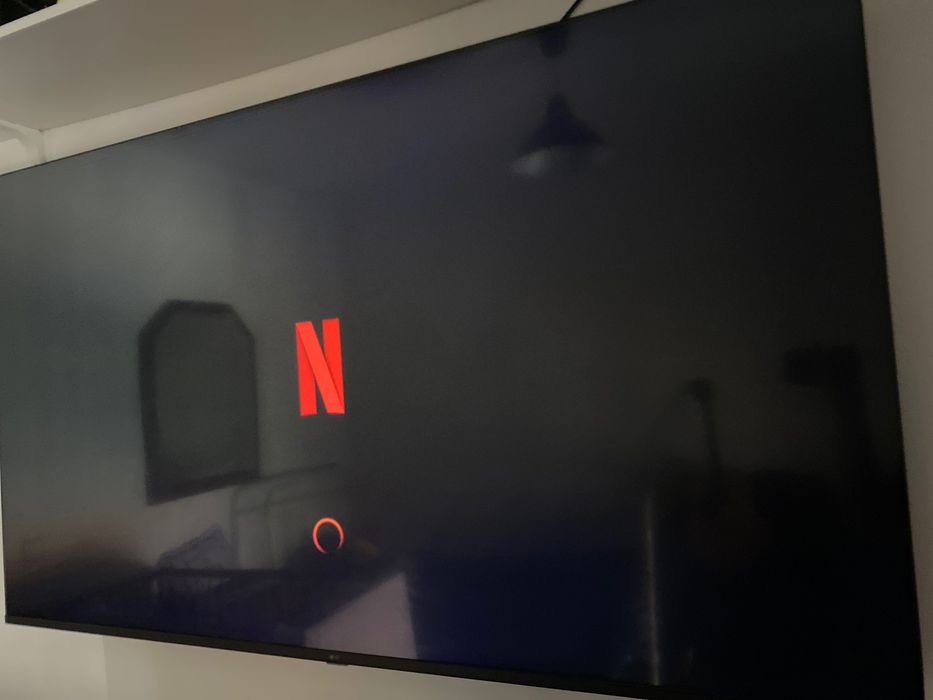 Tv 65 polegadas  LG  funcionando perfeitamente