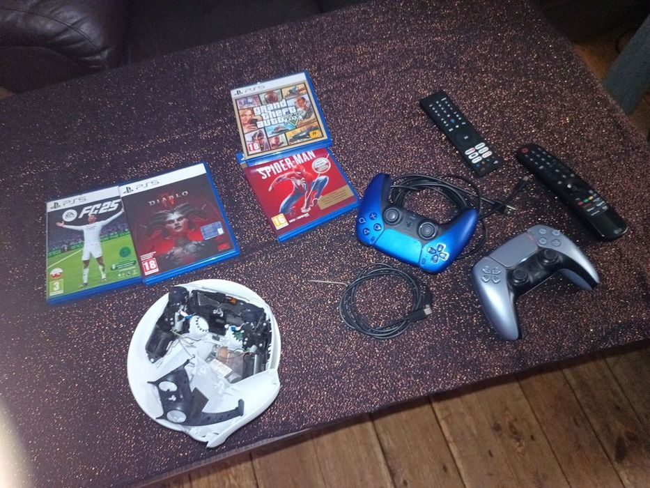 Ps 5 napęd mam ją od 3 lat gry 2 pady