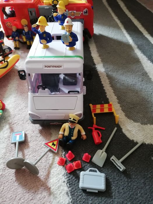 Zestaw strażak sam jupiter, motorówka, autobus figurki