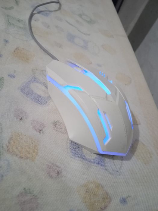Mouse Branco RGB