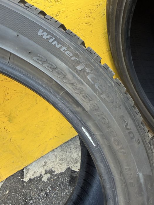 Шини Резина 225.45 R19 Hankook Зима