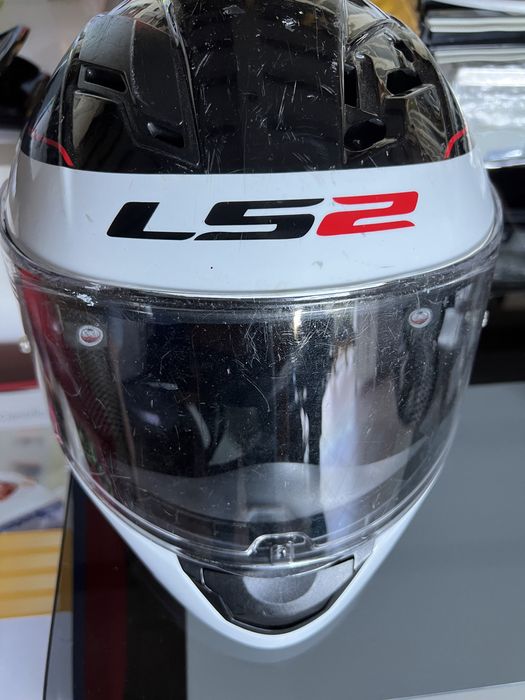 Capacete  marca LS2 Usado
