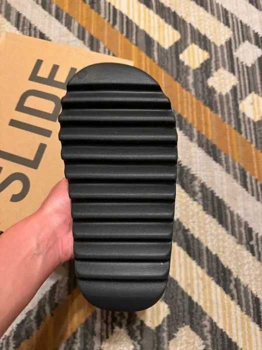 Adidas Yeezy Slide Czarny  R.42