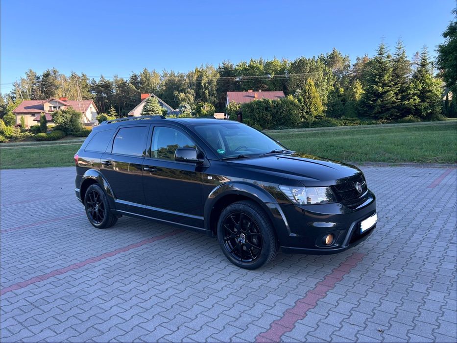 Fiat Freemont Black Code 2.0 170KM AWD Hak Kamera Navi 7osób Szyberdach
