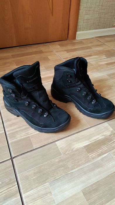 Трекінгові черевики Lowa TYRO GTX