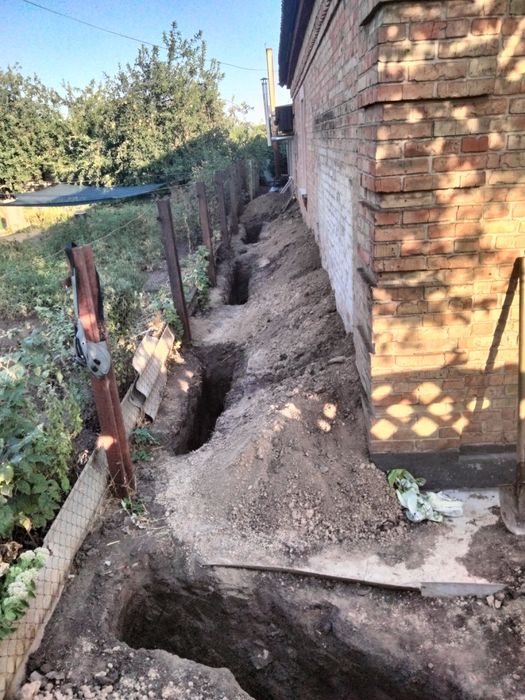 Копка траншей,септиків,водопровід,монтаж каналізації,сантехнічні роб