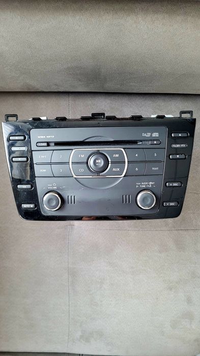 Radio    Mazda 6