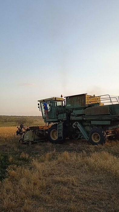 Продам комбайн Дон