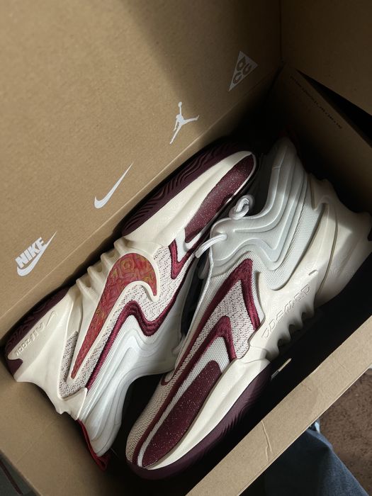 Nike Cosmic Unity кросівки найк чоловічі нові оригінал баскетбольні