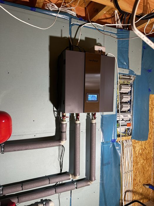 Montaż pomp ciepła, kotły na pellet