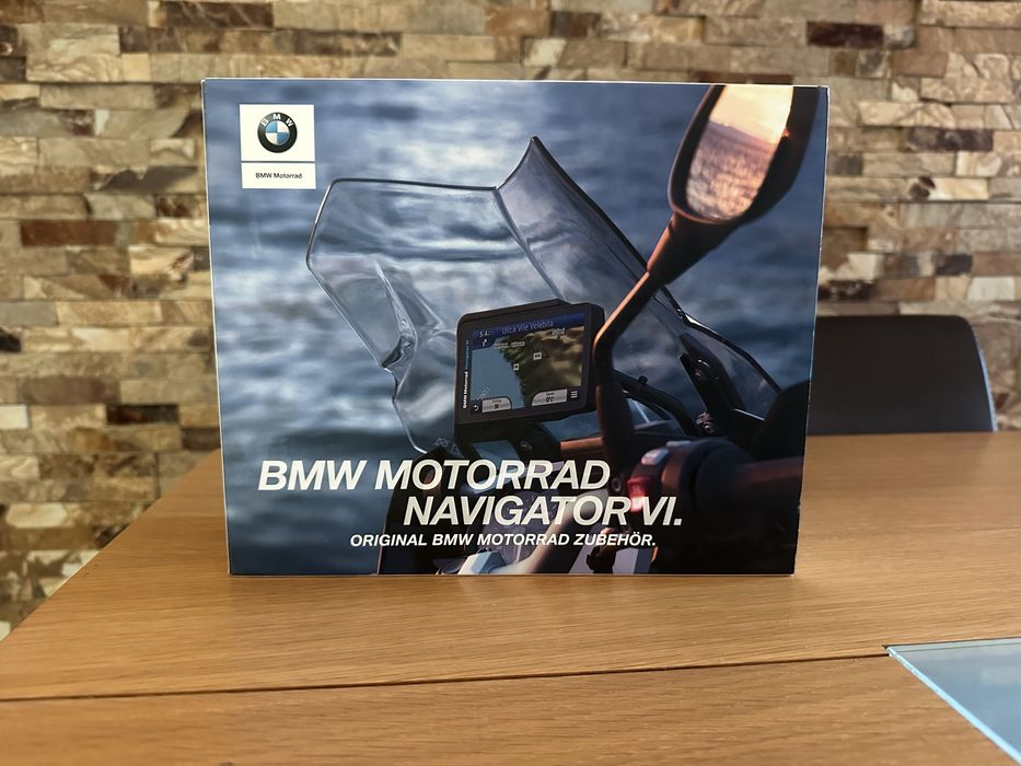 bmw motorrad navigator VI