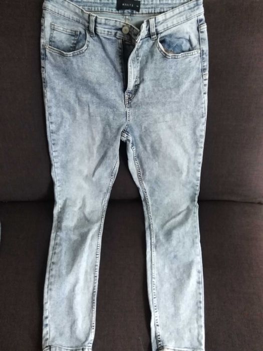 MOHITO. Jeansy damskie.