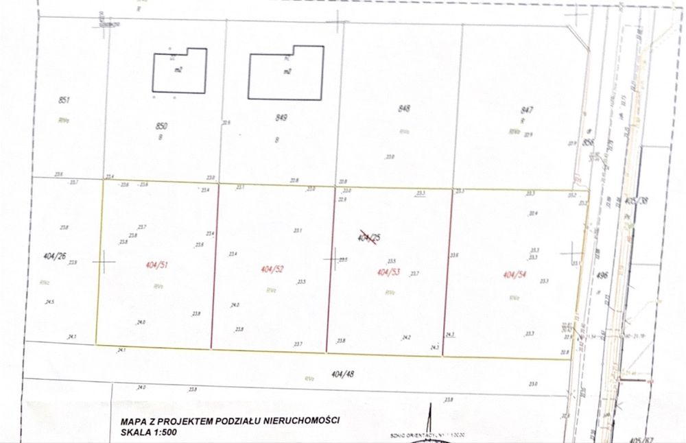 Działka budowlana w miejscowości Pszczółki - media w trkacie (woda, kanalizacja), przy parku lipowym - Widok 2