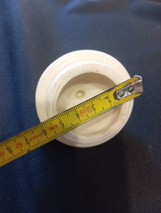 Stara przykrwka do dzbanka ,,cukierncy