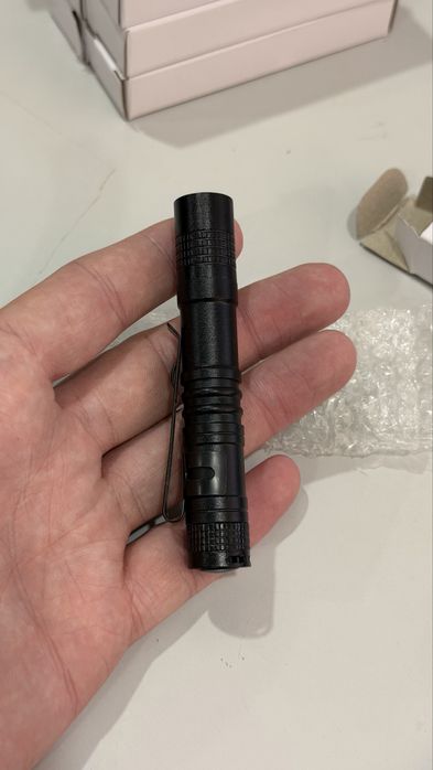 Mini Lanterna de Bolso