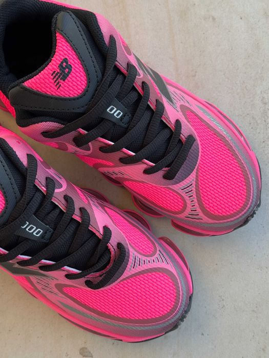 Жіночі Кросівки New Balance 2000 Neon Pink 36-41 (Оплата при отриманні)