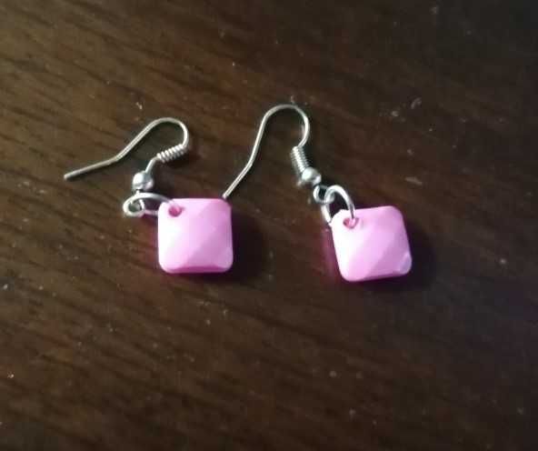 Brincos Cor de Rosa