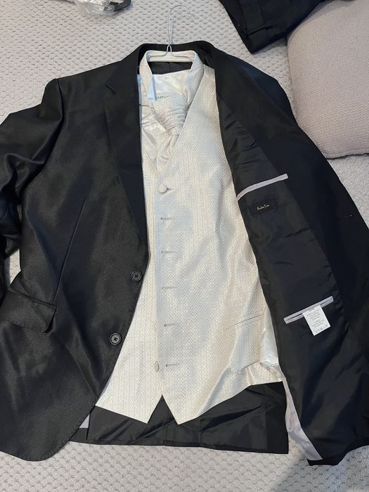 Conjunto de cerimónia como Novo