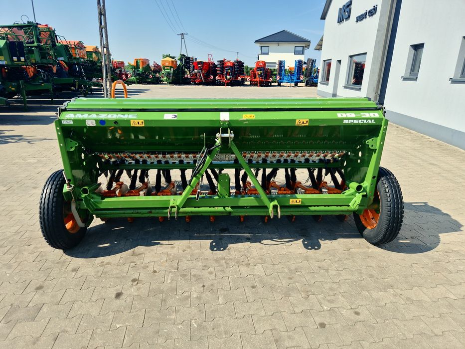 REZERWACJA!!! Siewnik zbożowy Amazone D9 30 Special 3m