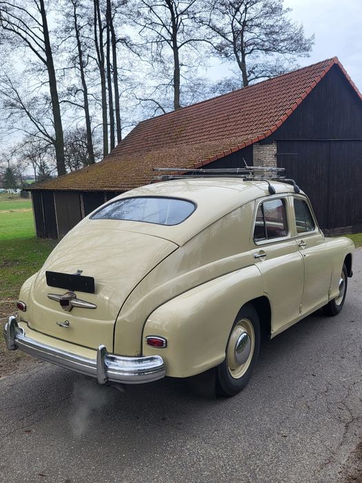 Warszawa Gaz Pobeda M20